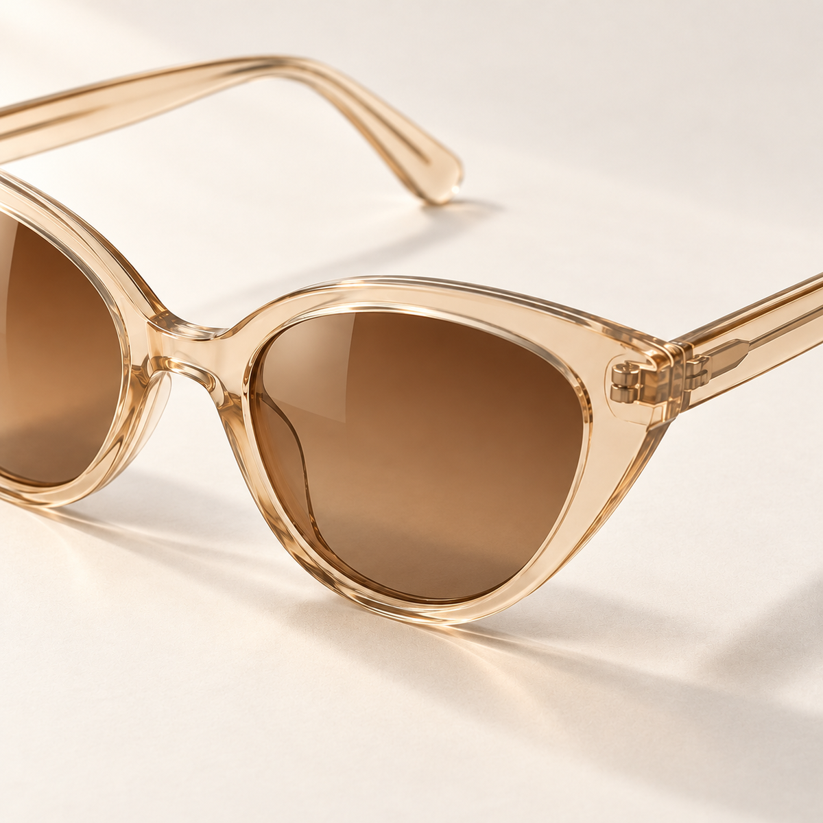 Shadevera Luma Cat-Eye sunglasses, transparent champagne frame and honey brown lenses, detail view